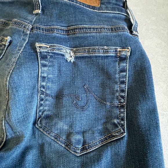AG distressed Jeans - Picture 6 of 10